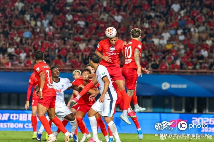 河南1-1大连英博海发 古斯塔沃头球难换三分 河南1-1大连英博海发 古斯塔沃头球难换三分