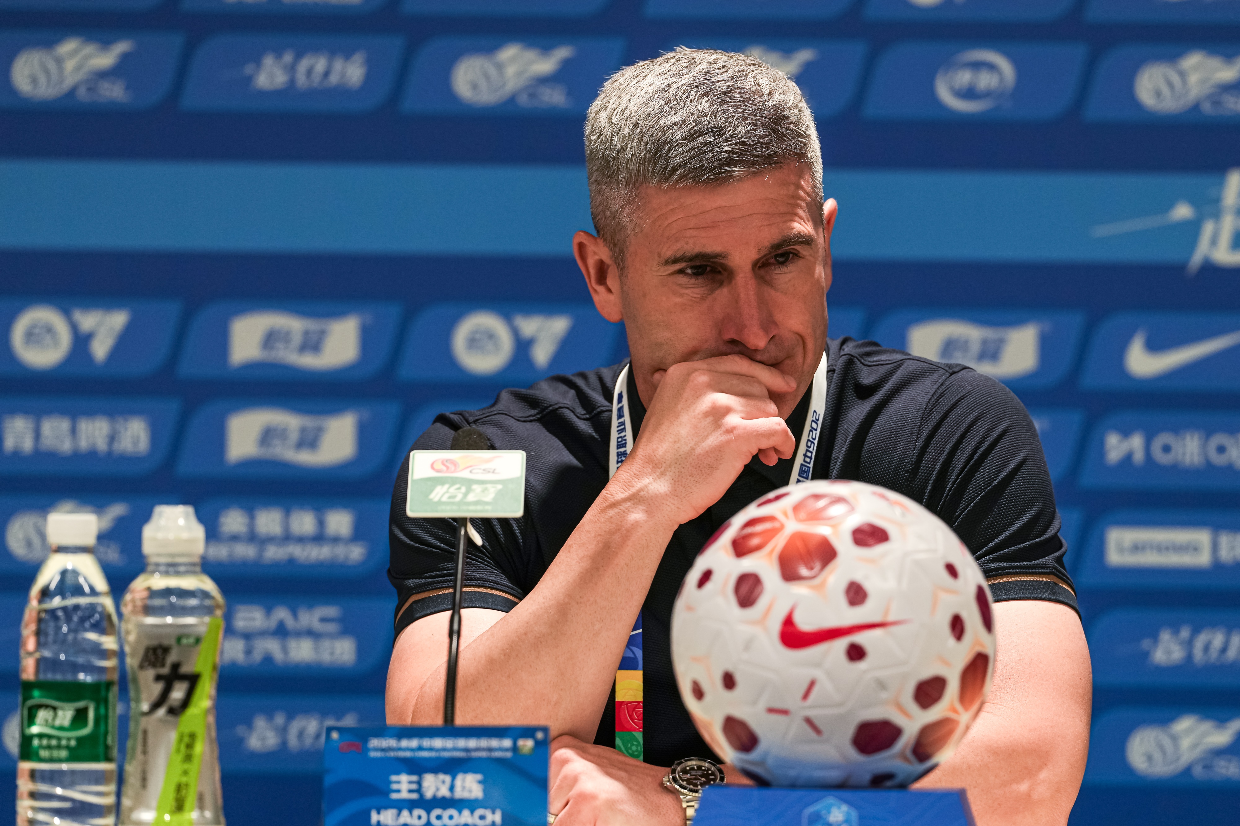 蒙哥马利： 一周三赛拿7分我很满意，孔特有伤我们不能冒险用人