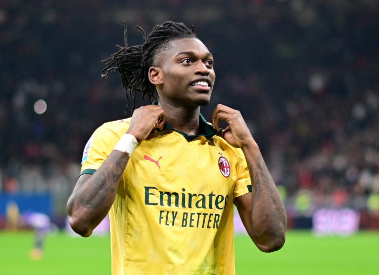罗马诺：莱奥未来悬而未决，去维拉可踢英超 加拉塔萨雷待遇优厚