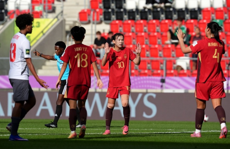 黄嘉欣独中三元 陈睿琳助攻帽子戏法 中国U-20女足五球大胜对手