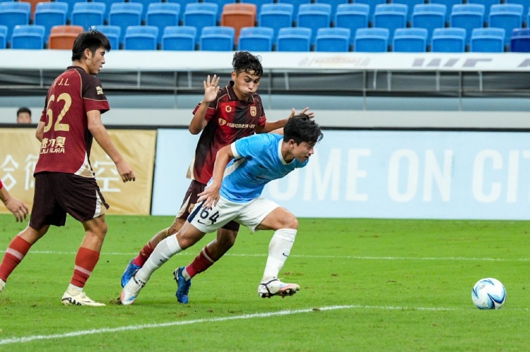 【战报】屡造险情难改比分，深圳新鹏城U20憾负陕西联合U20